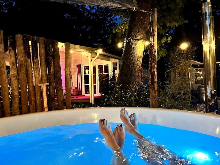 Het Verwende Nest Lodge, Wellness Lodge, Hottub & Sauna Voorthuizen Exteriör bild