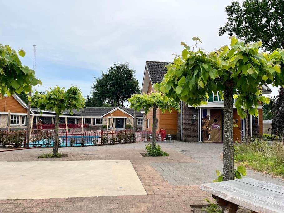 Het Verwende Nest Lodge, Wellness Lodge, Hottub & Sauna Voorthuizen Exteriör bild