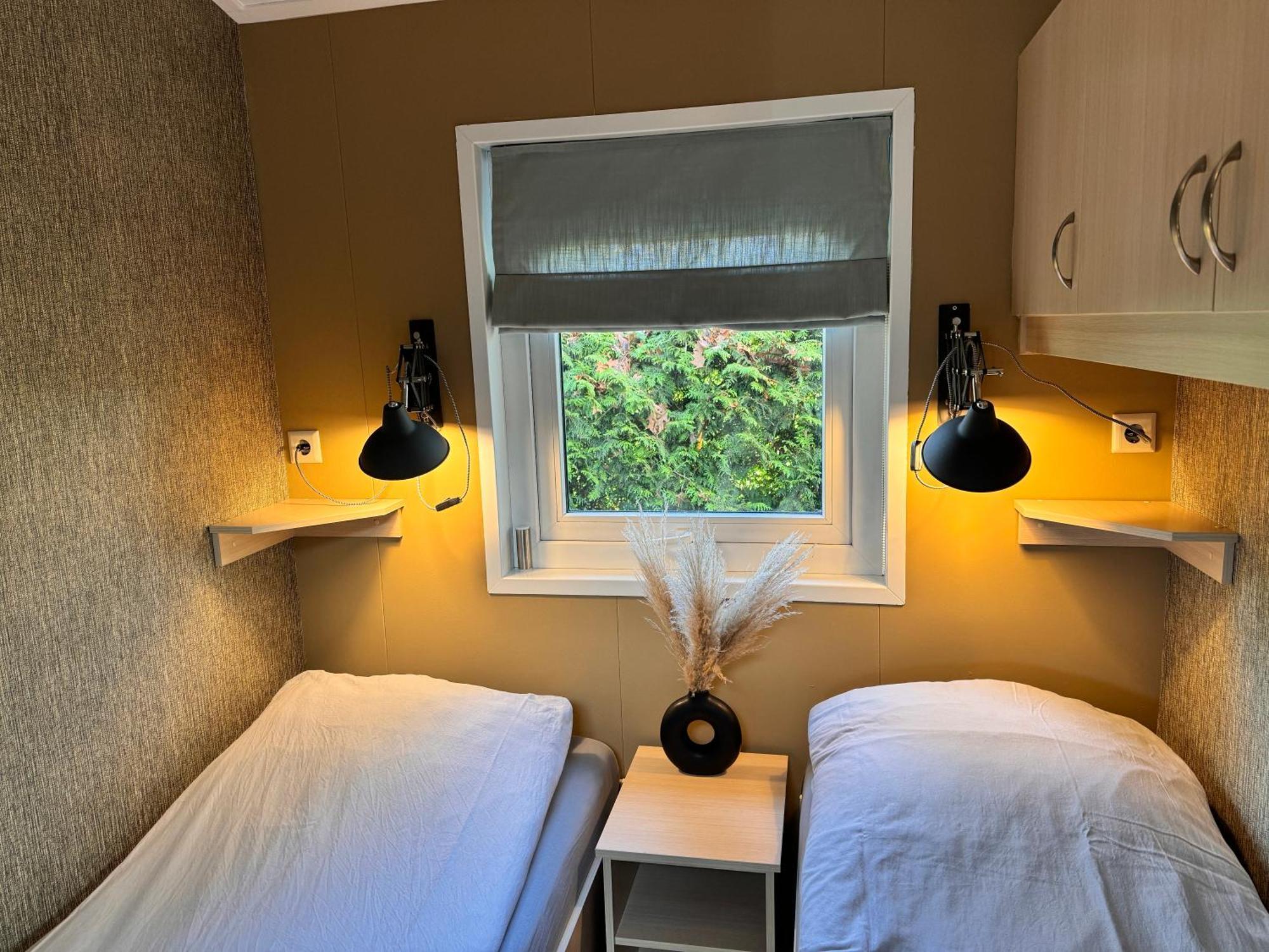Het Verwende Nest Lodge, Wellness Lodge, Hottub & Sauna Voorthuizen Exteriör bild